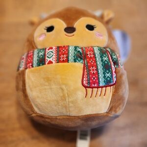 Squishmallow 9" Darla